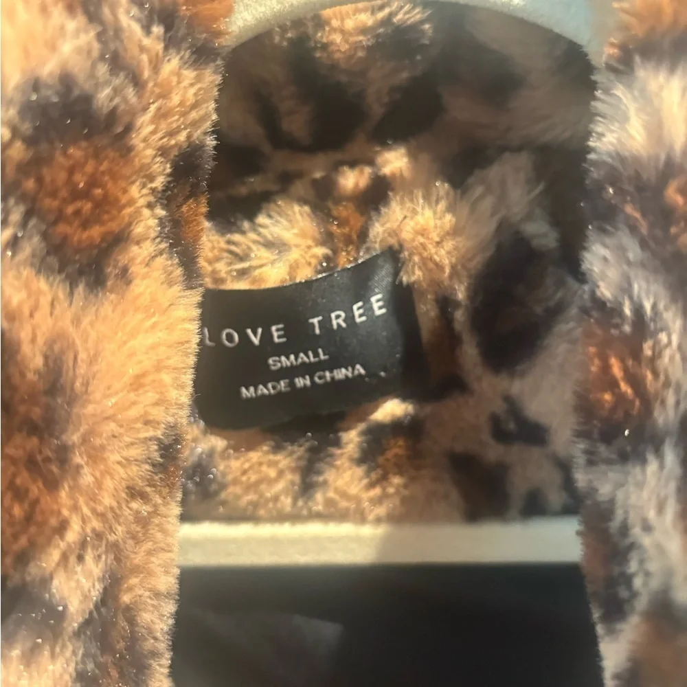 Love Tree Brown Leopard‎ Faux Fur Jacket